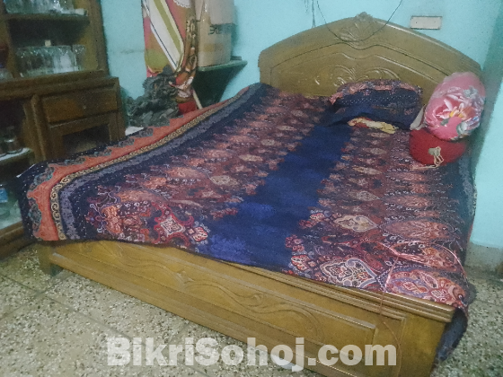 Double size bed